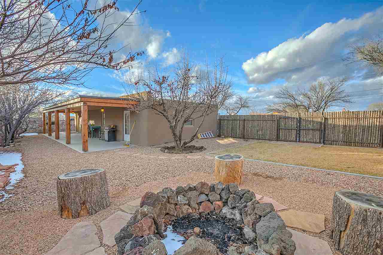 602 Don Canuto, Santa Fe, NM, 87505 MLS #201700432